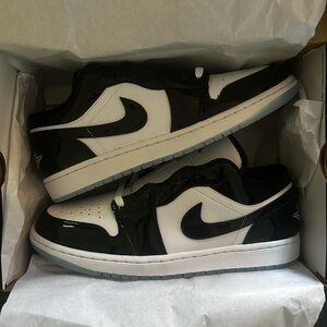 Nike air Jordan 1 low se white/black size 10